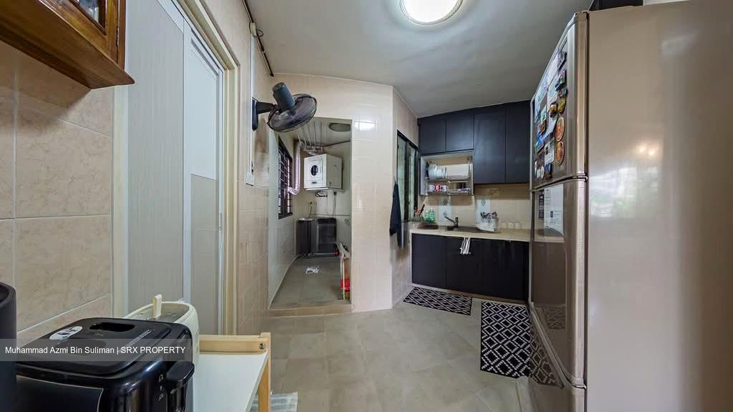 Blk 656D Jurong West Street 61 (Jurong West), HDB Executive #566533221